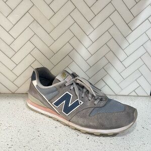 Women’s New Balance 996 Shoes Grey Blue Pink Size 9